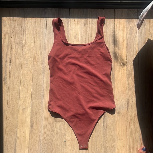 Abercrombie & Fitch Tops - Abercrombie seamless bodysuit